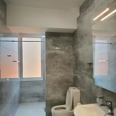 Apartment Center
